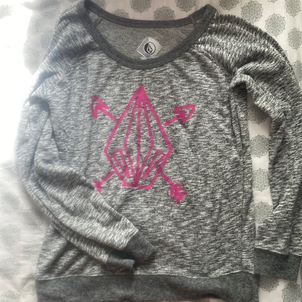 Volcom sweater